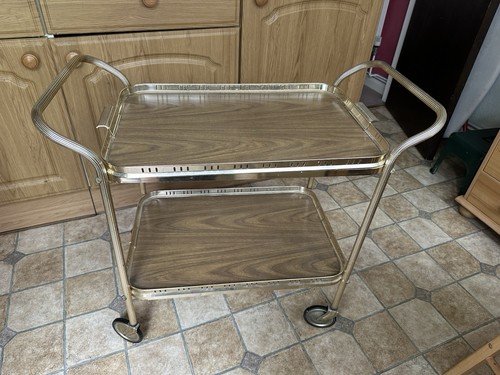 Retro 1970s tier - retro,